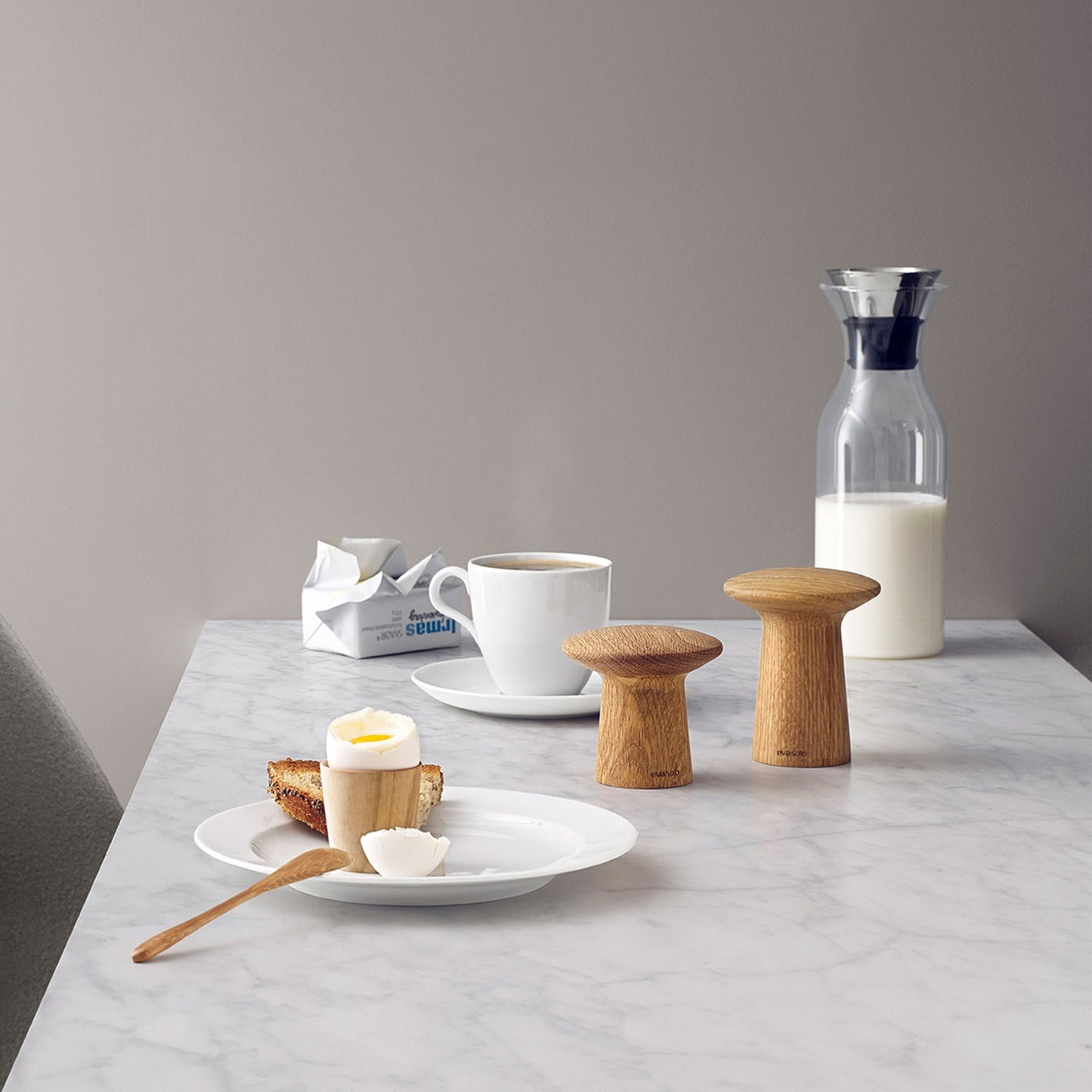 eva solo | salt + pepper grinder | oak 7.5cm