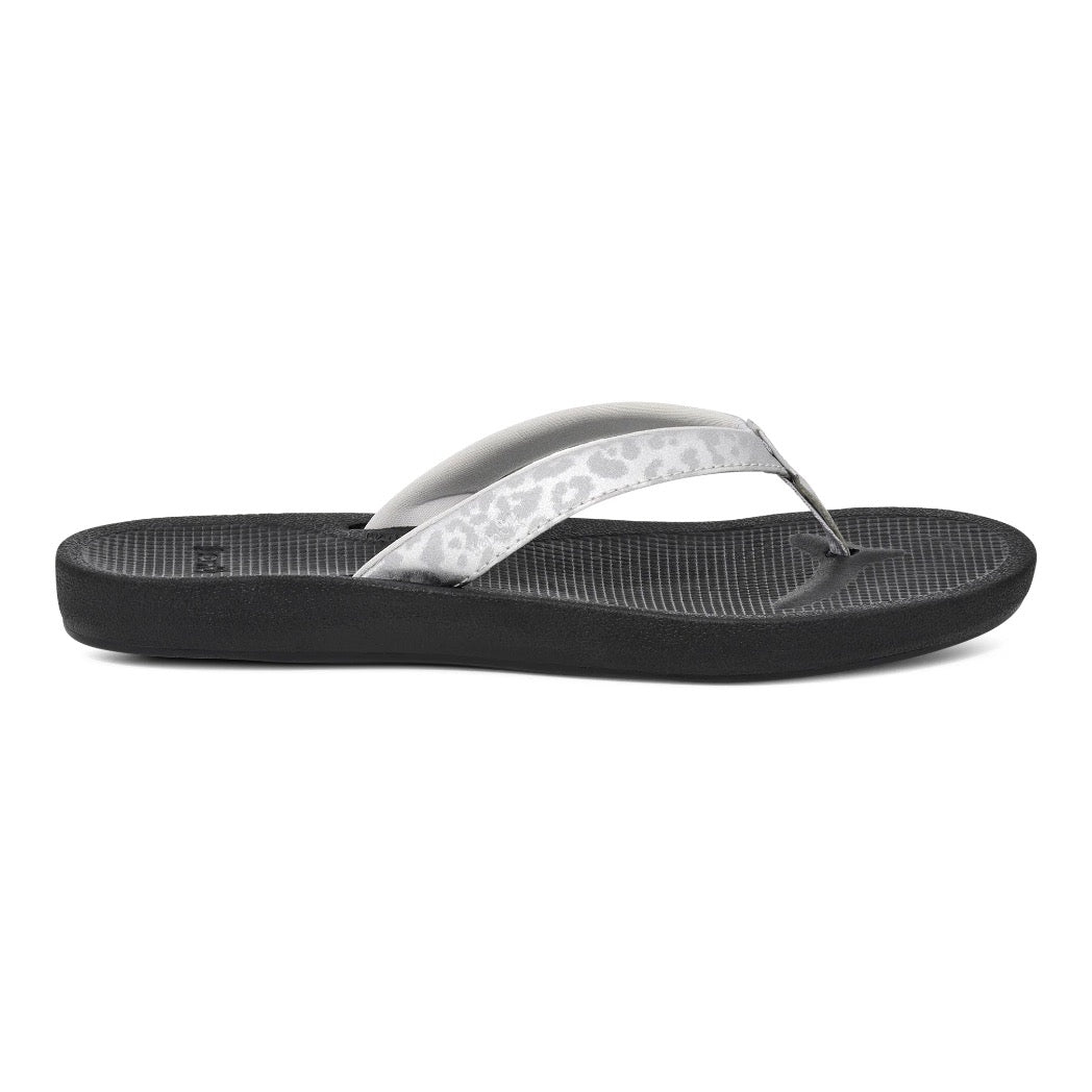 SANUK - COSMIC SHORES LEOPARD | BLACK