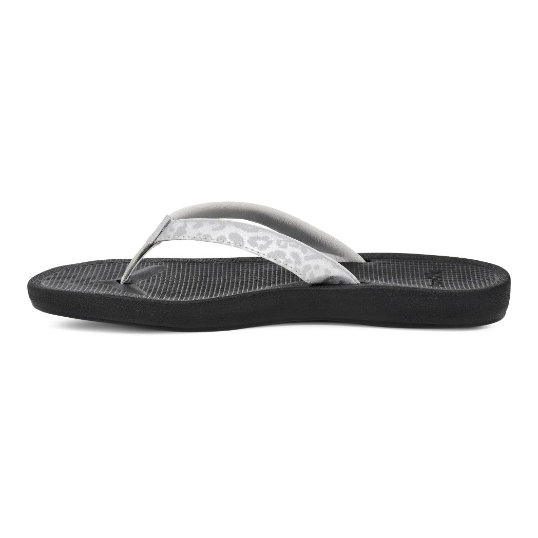 SANUK - COSMIC SHORES LEOPARD | BLACK