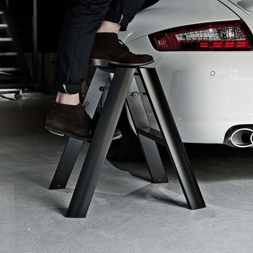 hasegawa | lucano 2 step ladder | black