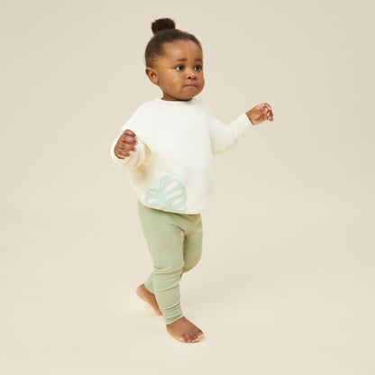 Botanical Oversized Sweatshirt & Ribbed Leggings Outfit