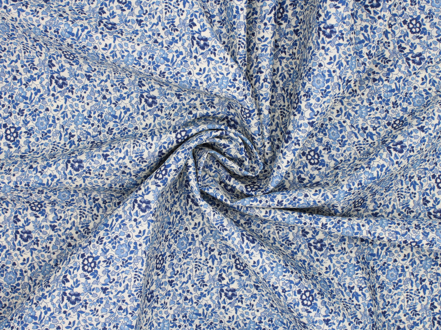 Liberty Fabrics - Katie and Millie C Tana Lawn™ Cotton