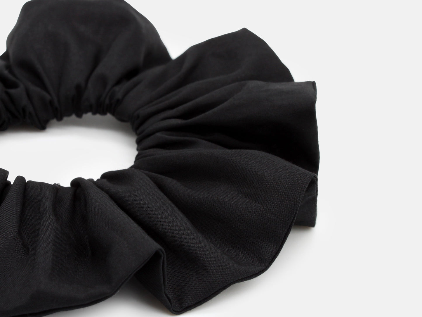Scrunchie - Liberty Black F Print