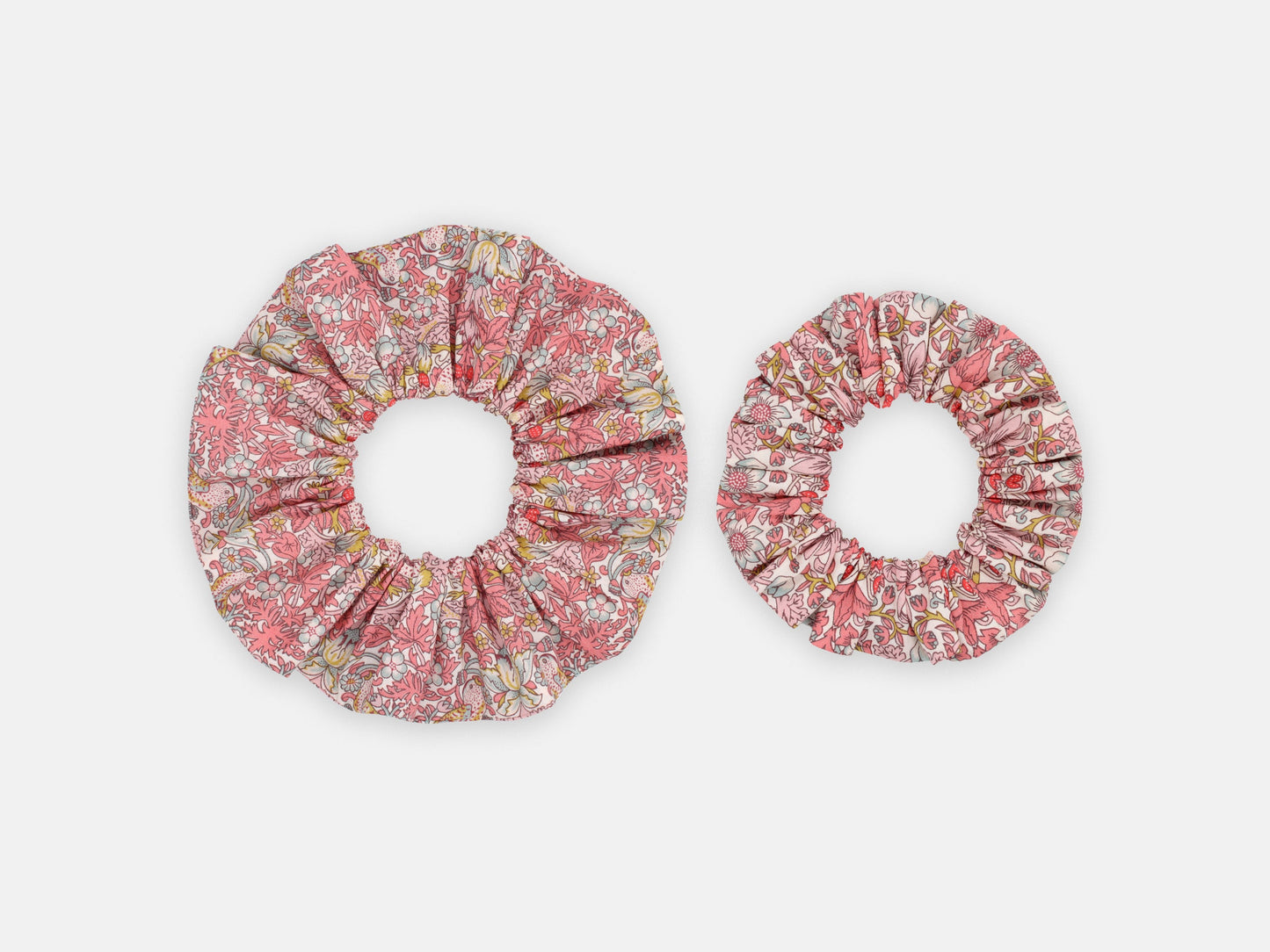 Scrunchie - Liberty Strawberry Thief Spring C Print