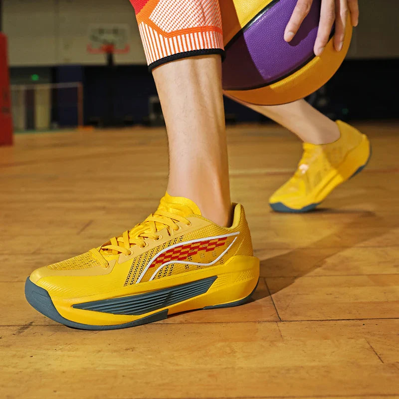 Basketball shoes high - quality anti - slip wear - resistant shoes with friction sound actual sneakers running shoes