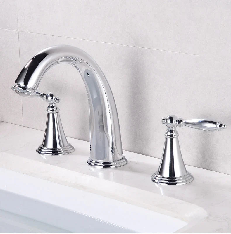 Basin Faucet 3 Holes Dual Control Bathroom Sink Faucet Deck Mounted Cold Hot Vintage Mixer Taps Bathtub Faucet