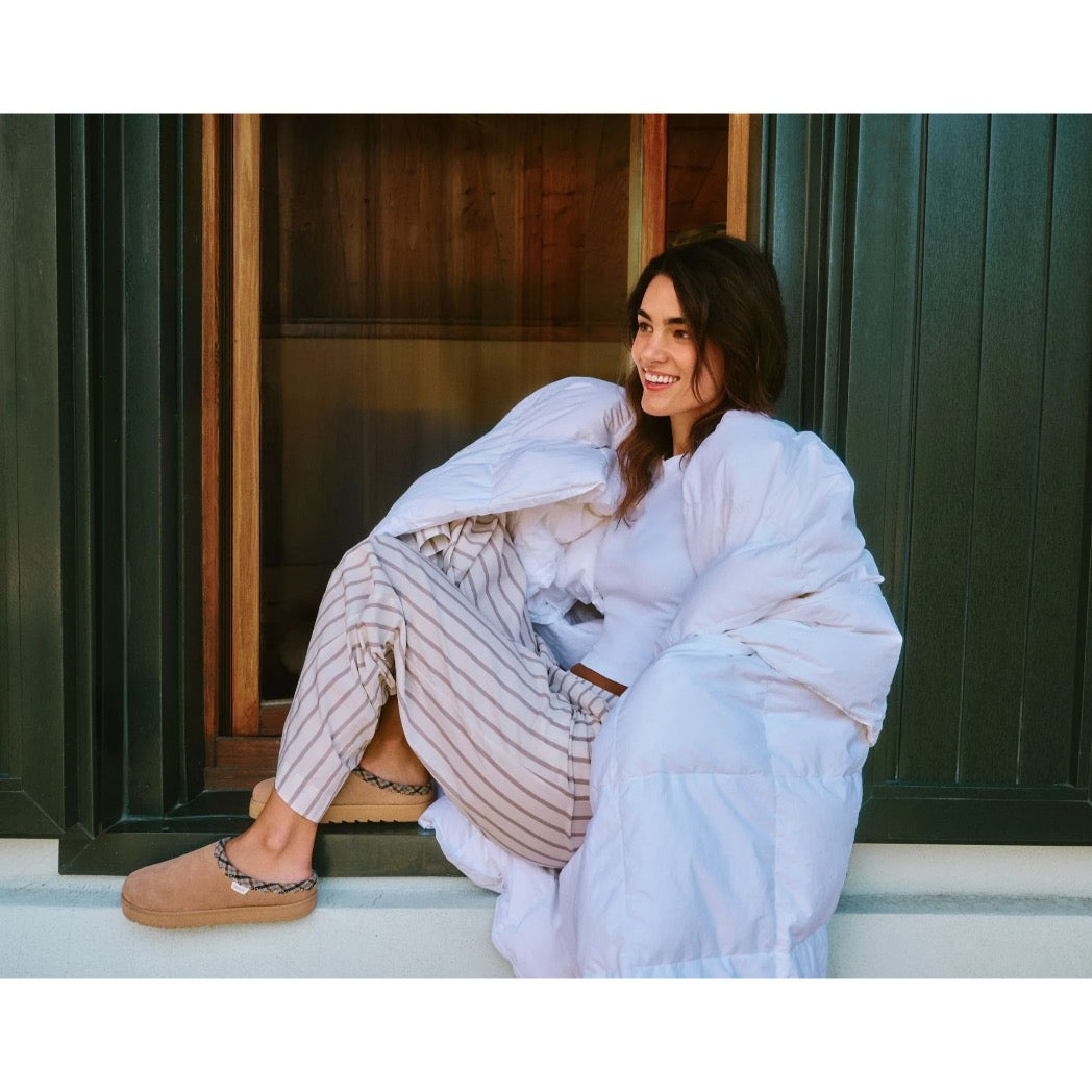 SANUK - CLOUD LOUNGER (WOMENS) | TAN SUEDE