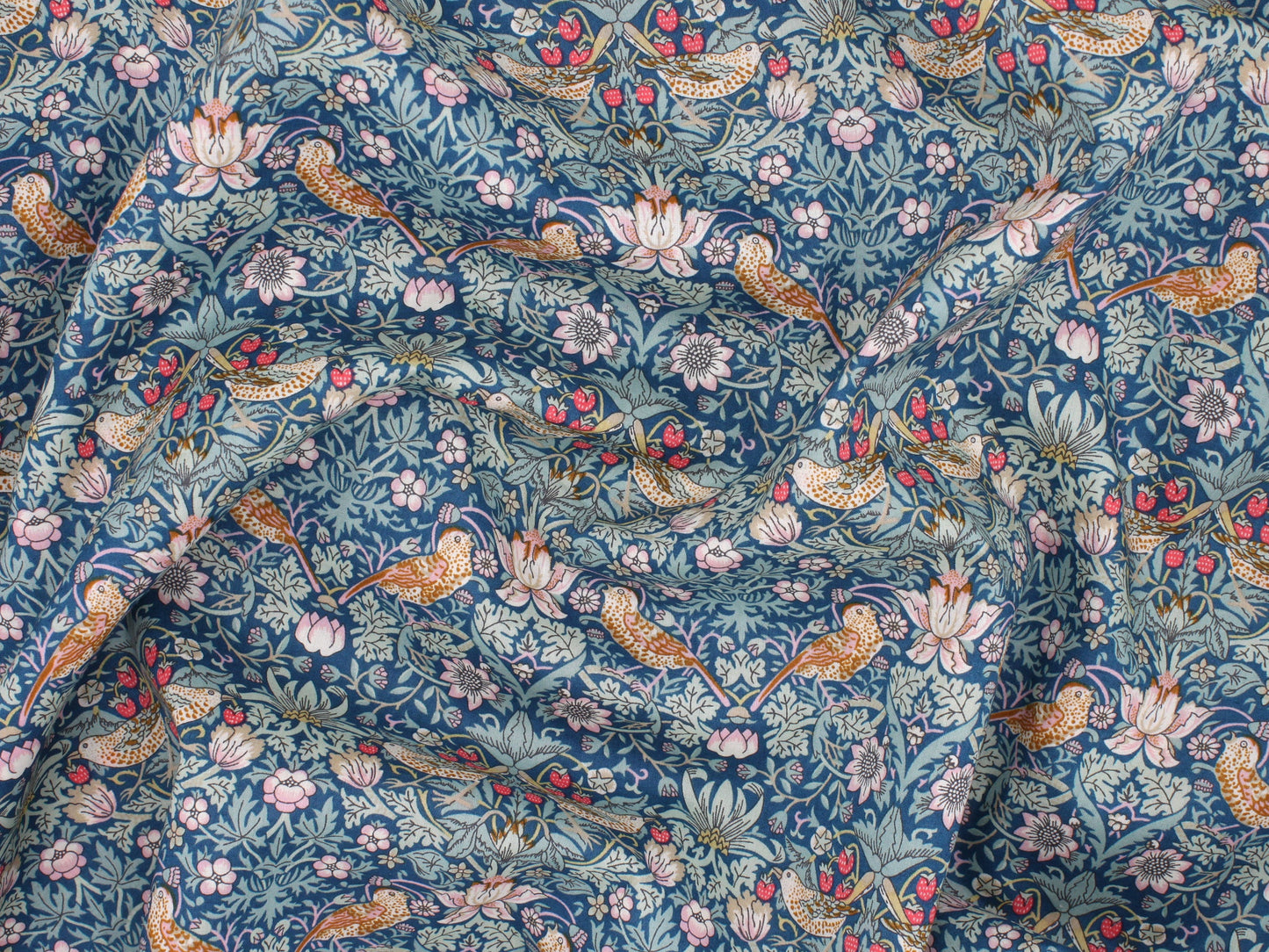 Liberty Fabrics - Strawberry Thief P Tana Lawn™ Cotton
