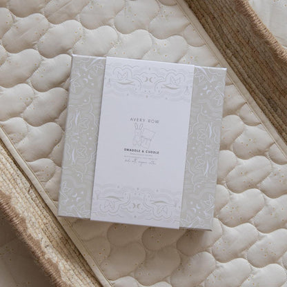 Avery Row Swaddle & Cuddle Gift Set - Chamomile