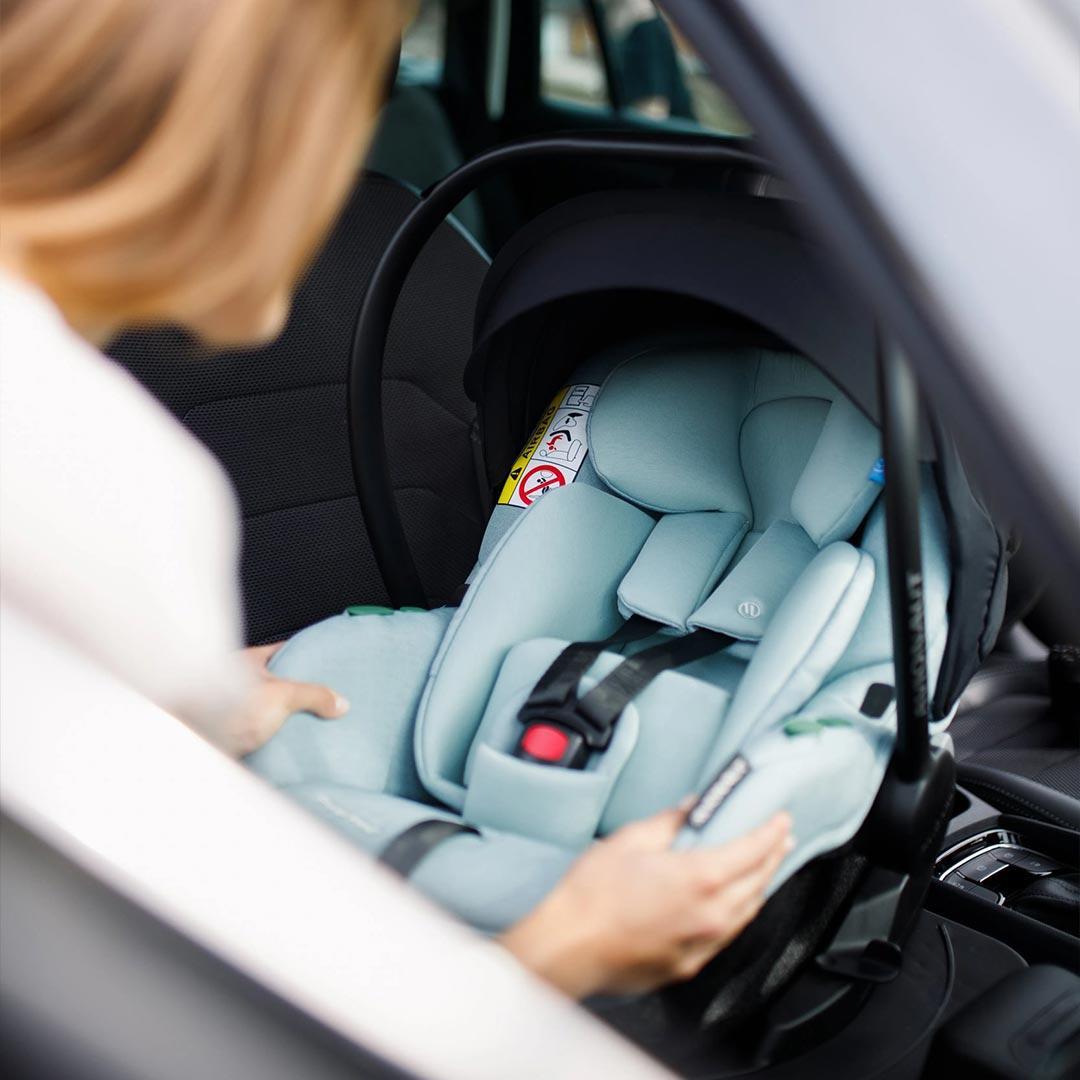 Avionaut Pixel Pro 2.0C Infant Carrier Car Seat - Pink