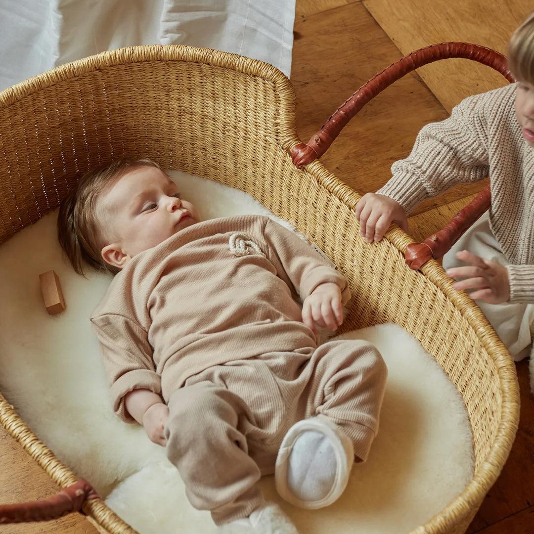 BINIBAMBA Sheepskin Snuggler - Chalk