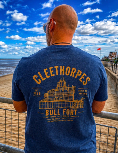 CLEETHORPES - BULL FORT -  T-SHIRT