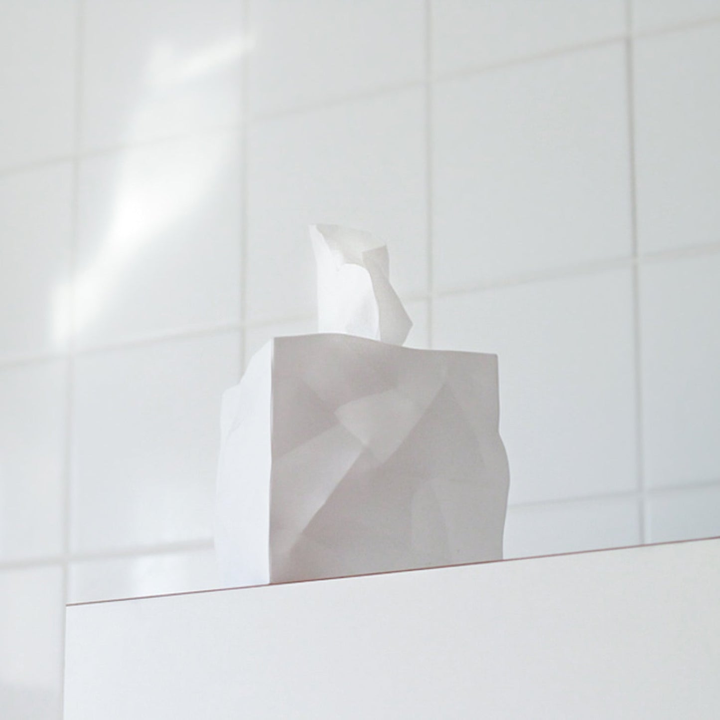 essey | wipy cube tissue box | white - LC