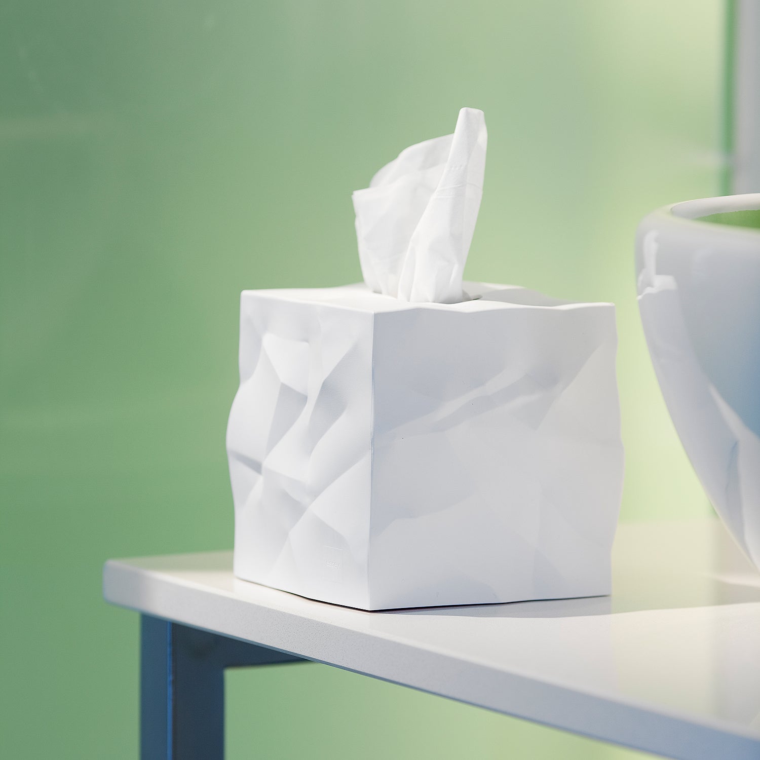 essey | wipy cube tissue box | white - LC