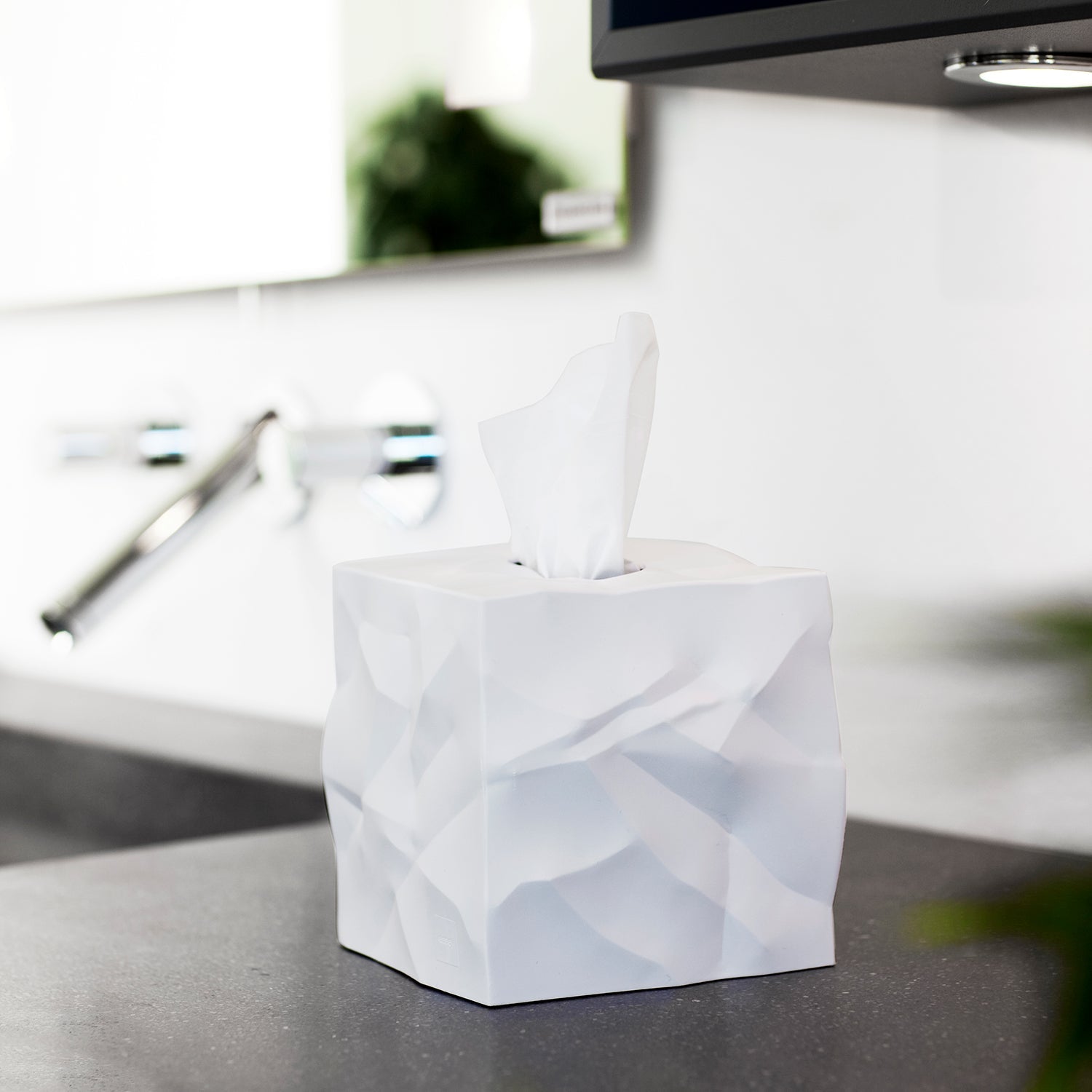 essey | wipy cube tissue box | white - LC