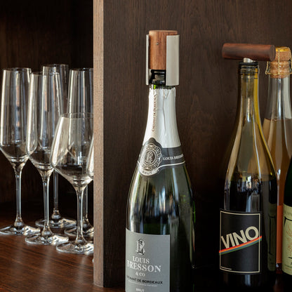 eva solo | liquid lounge | champagne stopper