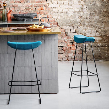 freifrau | kya kitchen stool 63cm | muscat cacao leather + steel bronze glaze wire frame - DC