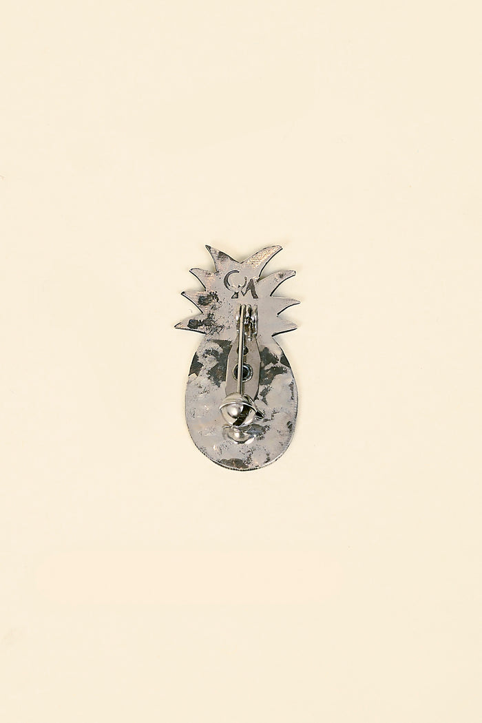 Munqa Pineapple Pin