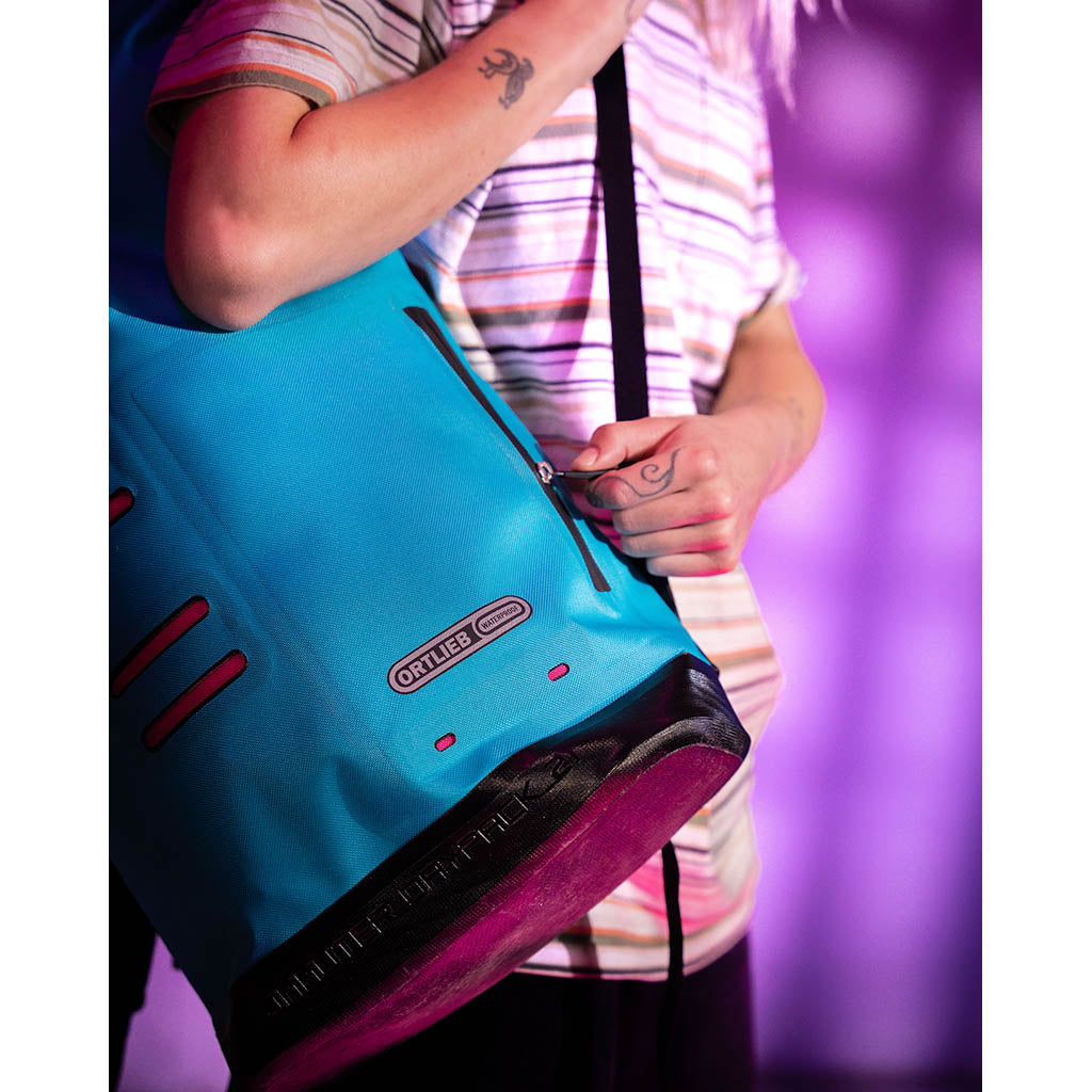Commuter Daypack 21L
