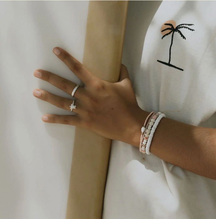 PINEAPLE WHITE PUKA SHELL BRACELET - SHB-202