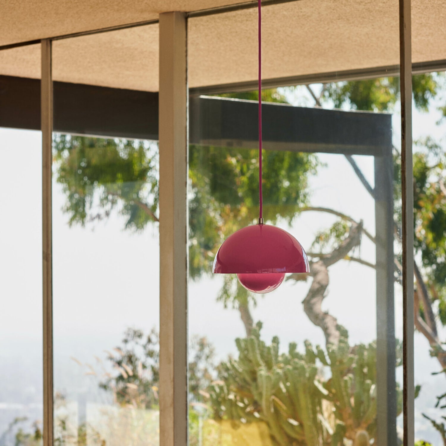 &tradition | flowerpot VP10 pendant lamp | tangy pink 16cm